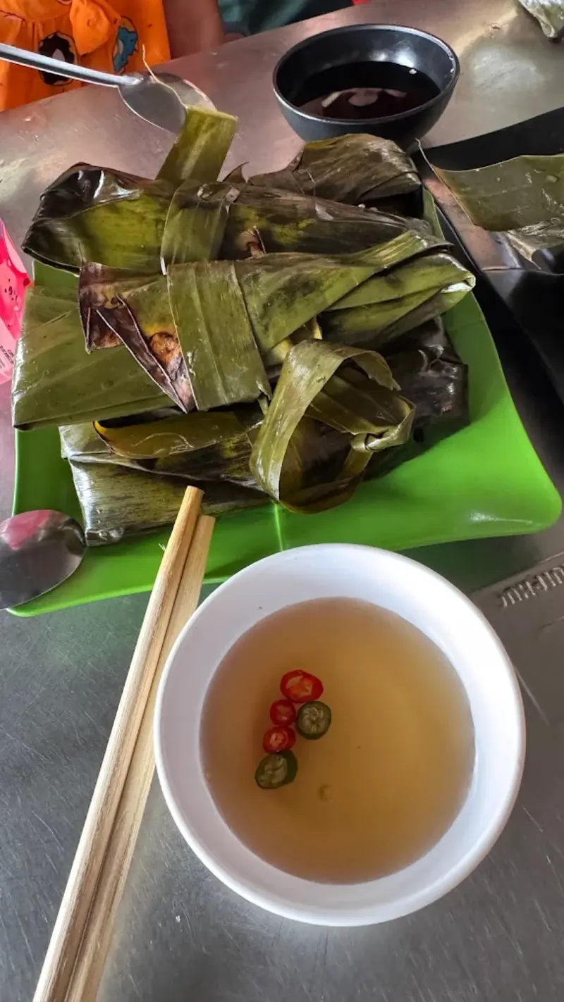 B&aacute;nh lọc Hương Ho&agrave;i với hương vị kh&oacute; qu&ecirc;n giữa l&ograve;ng Đồng Hới 4