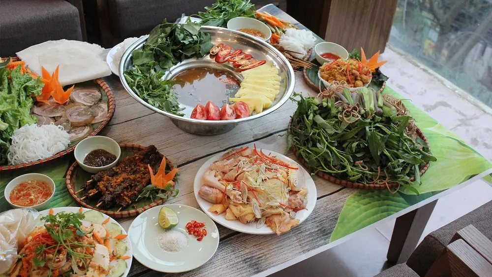 Danh s&aacute;ch nh&agrave; h&agrave;ng Quảng B&igrave;nh m&agrave; bạn nhất định phải thử 5