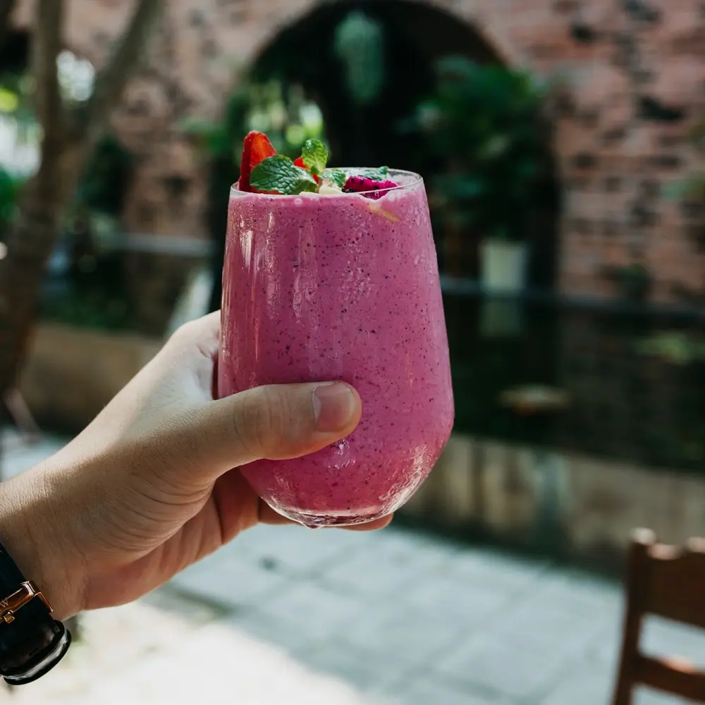 Đến F coffee Quảng B&igrave;nh ch&igrave;m đắm v&agrave;o kh&ocirc;ng gian c&agrave; ph&ecirc; l&atilde;ng mạn 9