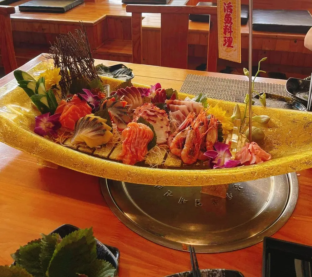 Kh&aacute;m ph&aacute; Nh&agrave; h&agrave;ng Sushi BBQ Japanese phong c&aacute;ch chuẩn Nhật Bản 7
