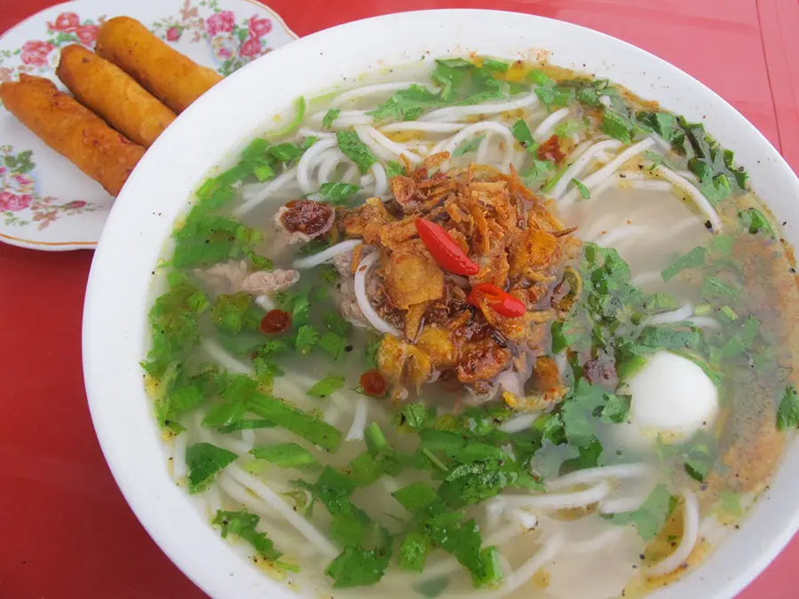 Top 10 Qu&aacute;n ch&aacute;o canh Quảng B&igrave;nh gi&aacute; rẻ hấp dẫn bạn kh&ocirc;ng n&ecirc;n bỏ qua 6