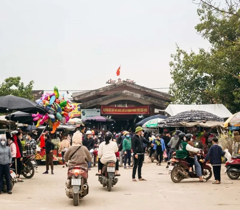 Kh&aacute;m ph&aacute; chợ Ba Đồn, điểm đến đầy bản sắc văn h&oacute;a Quảng B&igrave;nh 2