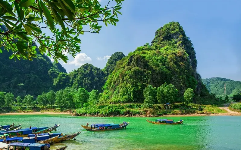 Lạc bước trong vẻ đẹp s&ocirc;ng Son khiến l&ograve;ng người lặng đi 2