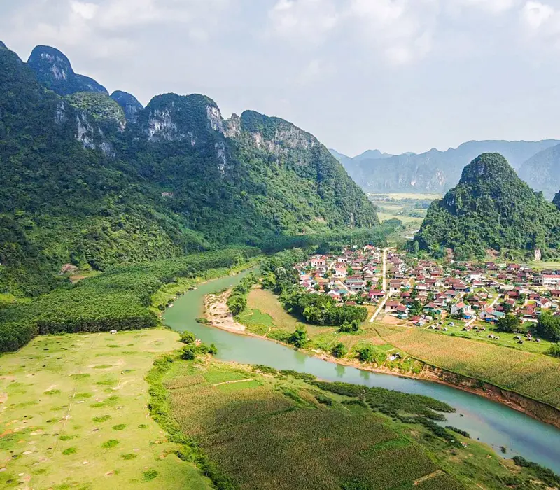 Làng du lịch Tân Hoá: Khám phá thiên thiên và bản sắc văn hóa độc đáo