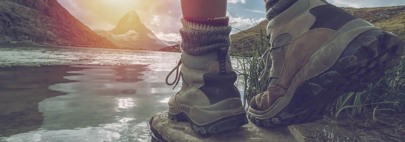 Chia sẻ kinh nghiệm trekking, camping hang động Quảng B&igrave;nh an to&agrave;n nhất 4