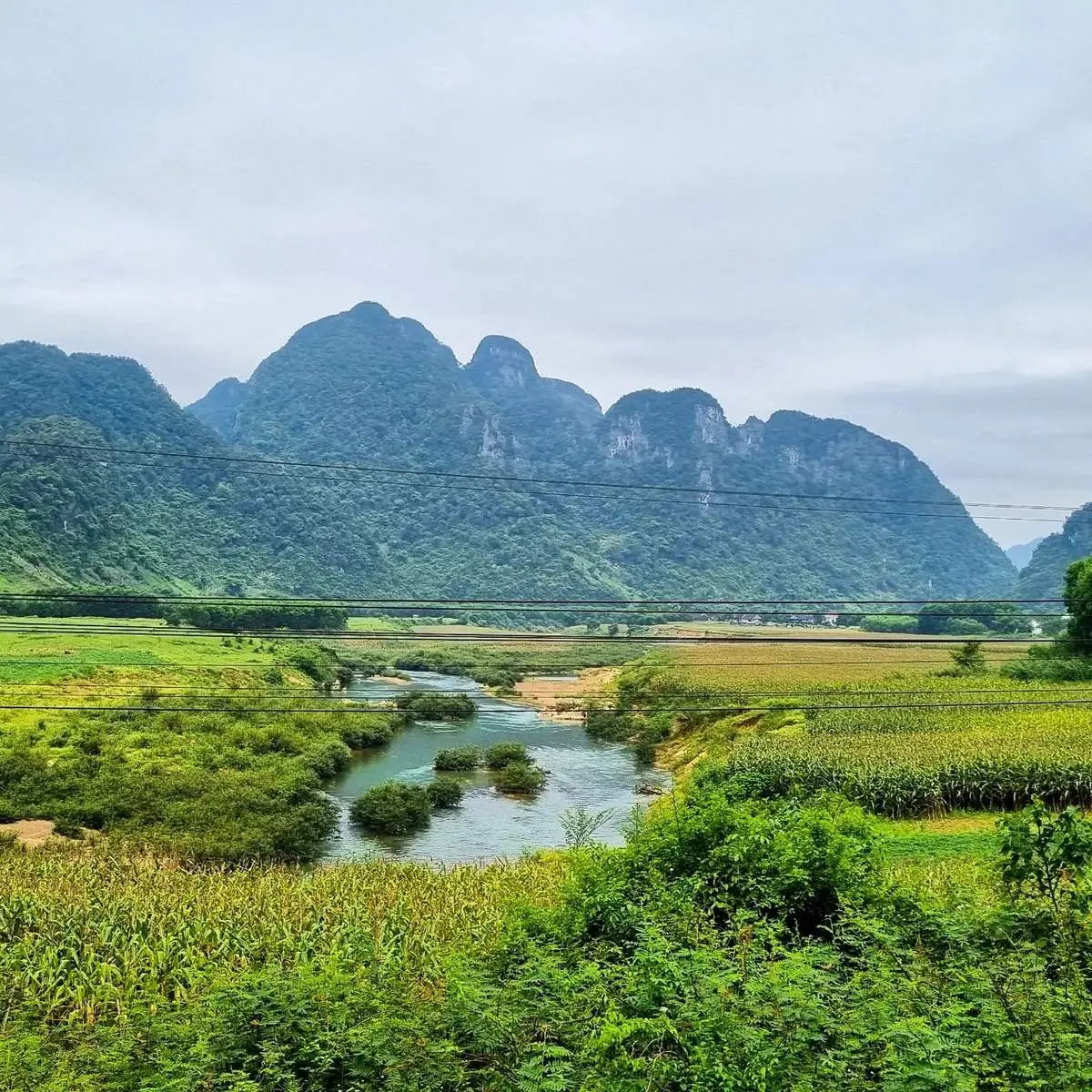 Đi du lịch Quảng B&igrave;nh th&igrave; n&ecirc;n mặc g&igrave; để kh&ocirc;ng bị 'lạc quẻ' 2