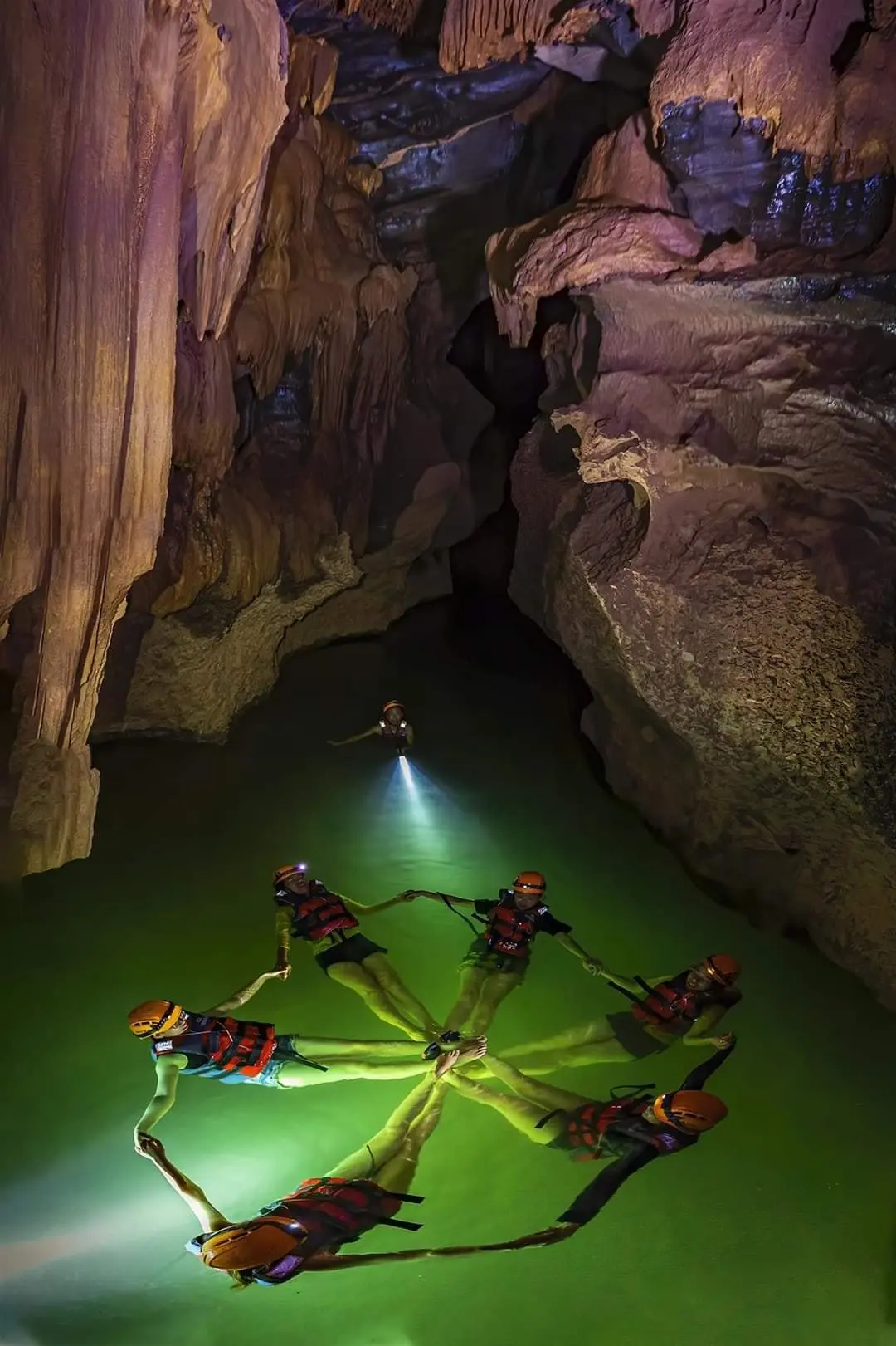 Kinh nghiệm trekking hang Giếng Voọc Quảng B&igrave;nh chỉ 1 ng&agrave;y 7