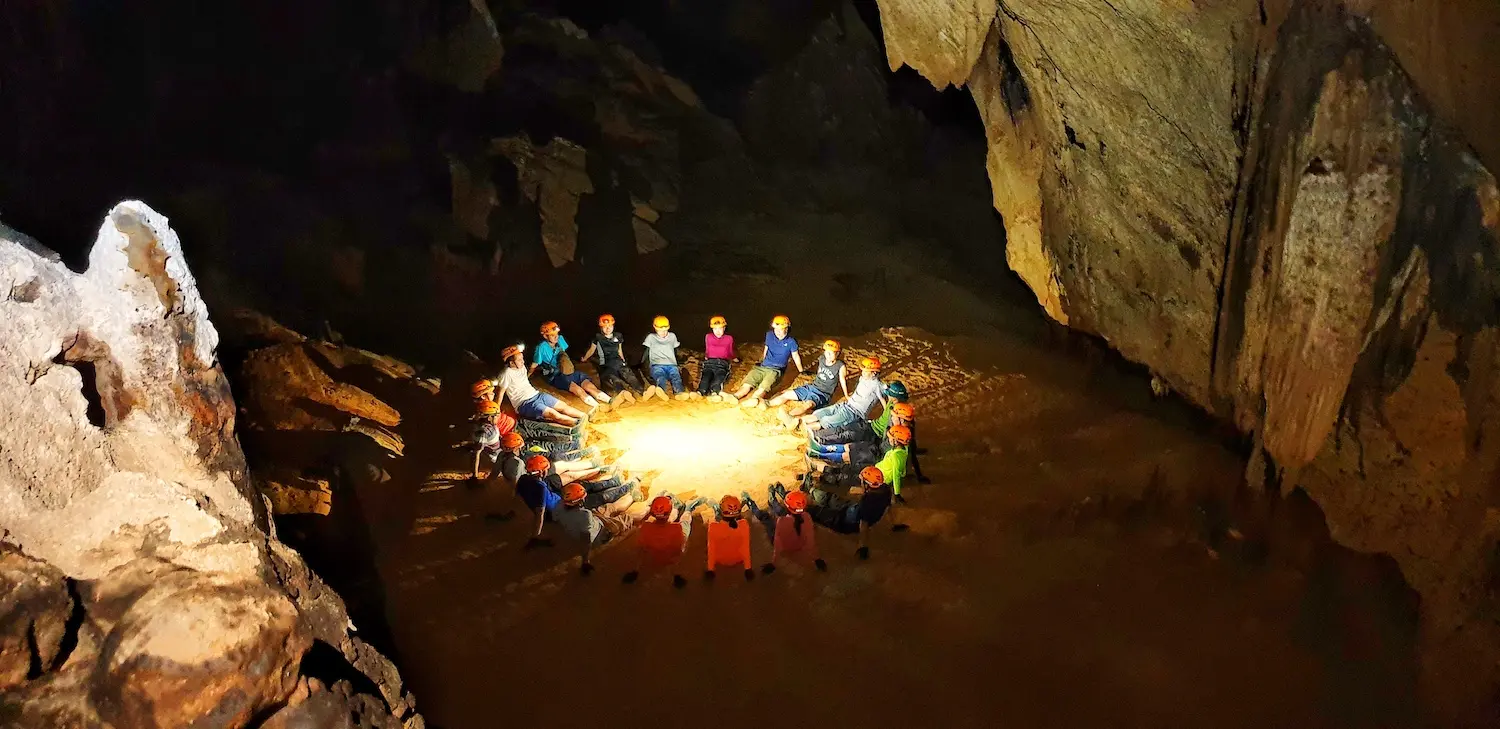 Xem ngay kinh nghiệm trekking Quảng B&igrave;nh d&agrave;i ng&agrave;y nhưng vẫn khoẻ re 15