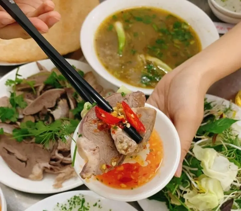 13+ đặc sản Quy Nhơn nổi tiếng nhất định phải thử và mua làm quà