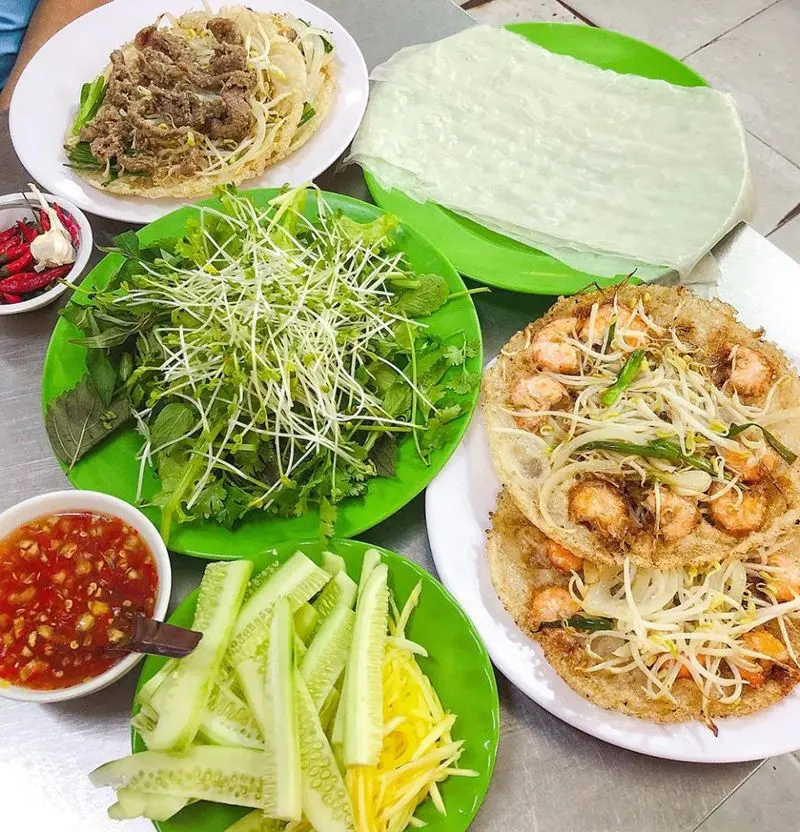 Ăn g&igrave; ở Quy Nhơn v&agrave; top 18 m&oacute;n ăn hấp dẫn bạn phải thử 6