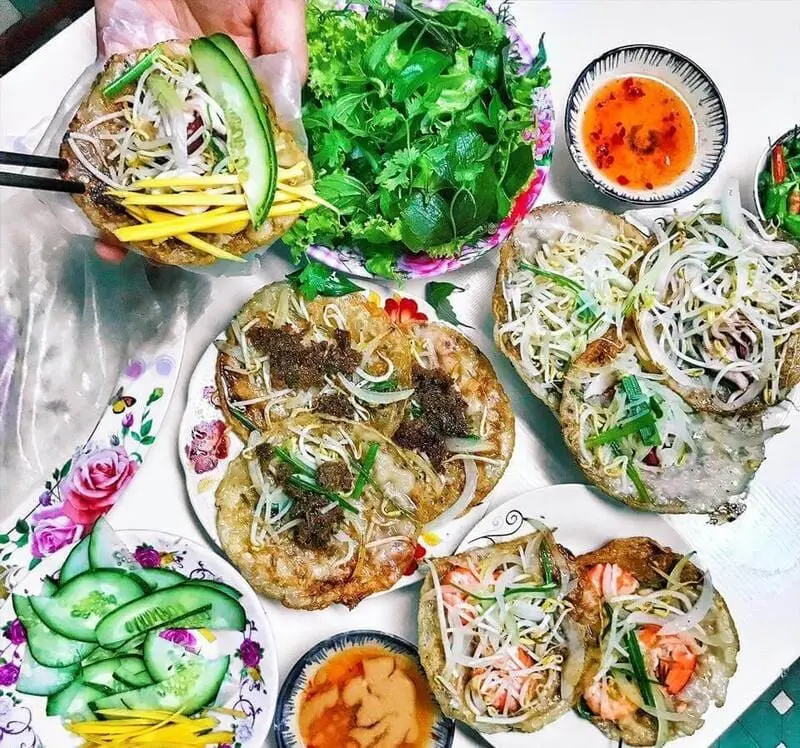Oanh tạc phố ẩm thực Quy Nhơn c&ugrave;ng top m&oacute;n ngon qu&ecirc;n lối về 9