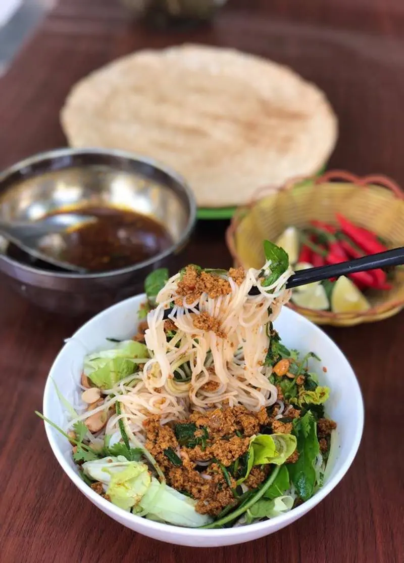 Top quán bún rạm Quy Nhơn bạn phải thử khi đến Bình Định 4
