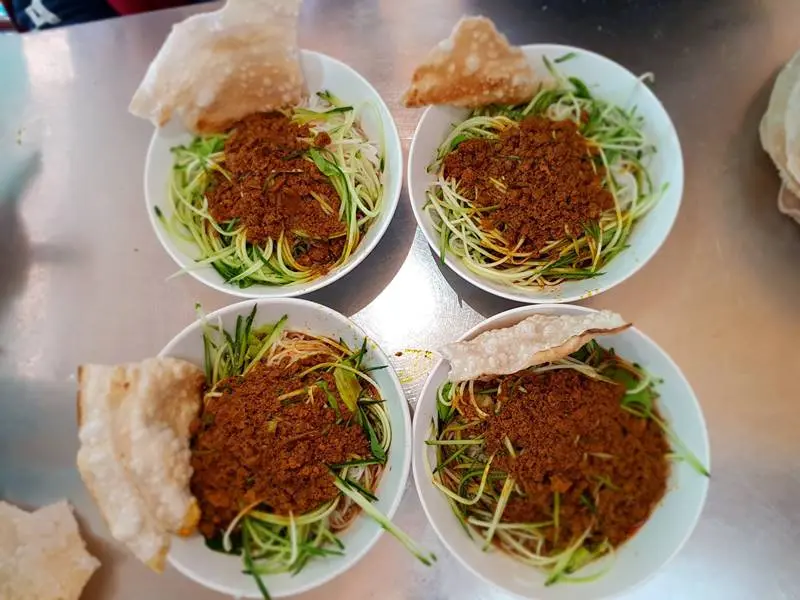 Top quán bún rạm Quy Nhơn bạn phải thử khi đến Bình Định 3