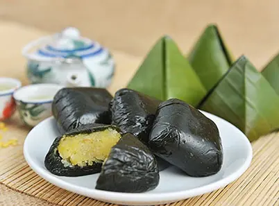 Thưởng thức bánh ít lá gai Bình Định với công thức 3 bước đơn giản