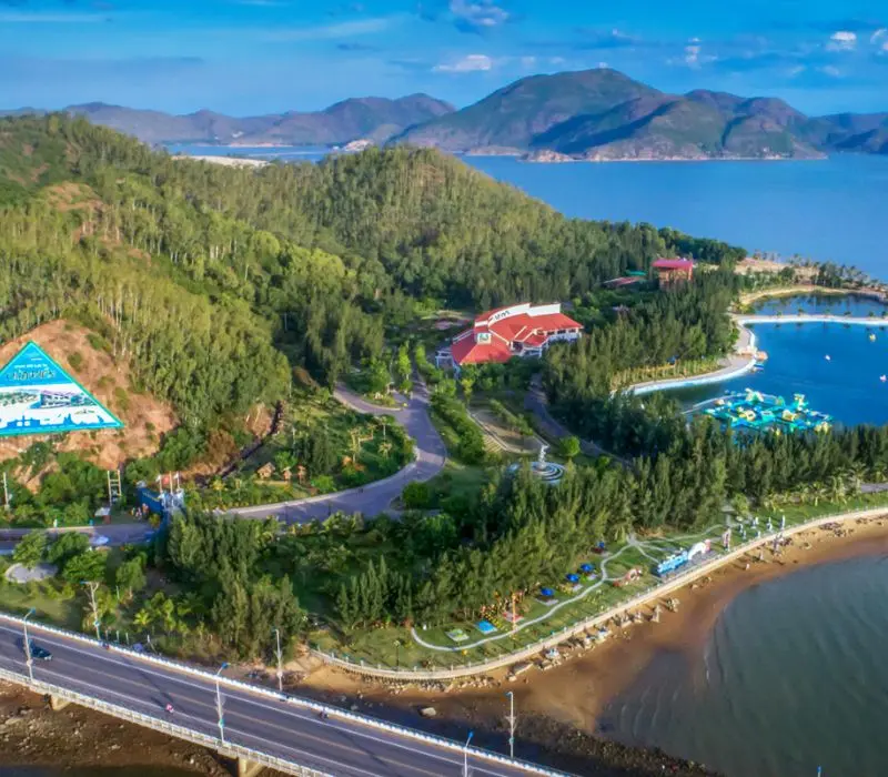 Khu du lịch Cửa Biển, thi&ecirc;n đường giải tr&iacute; giữa l&ograve;ng B&igrave;nh Định 5