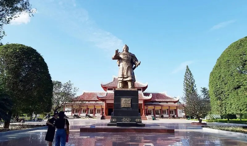 C&oacute; lịch tr&igrave;nh du lịch Quy Nhơn 3 ng&agrave;y 2 đ&ecirc;m chẳng lo kh&ocirc;ng biết chơi g&igrave; 7