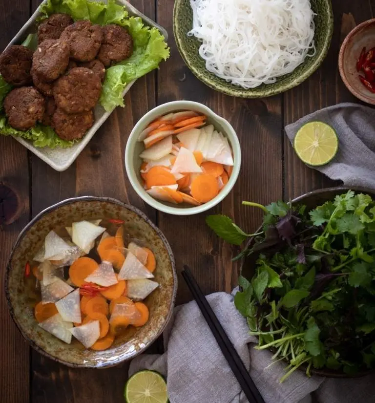 Anise Sapa Restaurant - Nh&agrave; h&agrave;ng kiểu &Acirc;u thơ mộng, ăn l&agrave; m&ecirc; ngay giữa l&ograve;ng Sapa 23