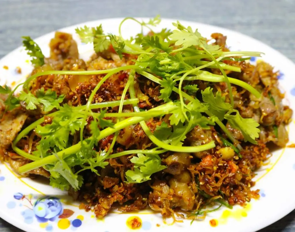 Anise Sapa Restaurant - Nh&agrave; h&agrave;ng kiểu &Acirc;u thơ mộng, ăn l&agrave; m&ecirc; ngay giữa l&ograve;ng Sapa 21