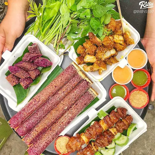 Cơm lam - M&oacute;n ăn thể hiện tinh t&uacute;y của ẩm thực Sapa 9