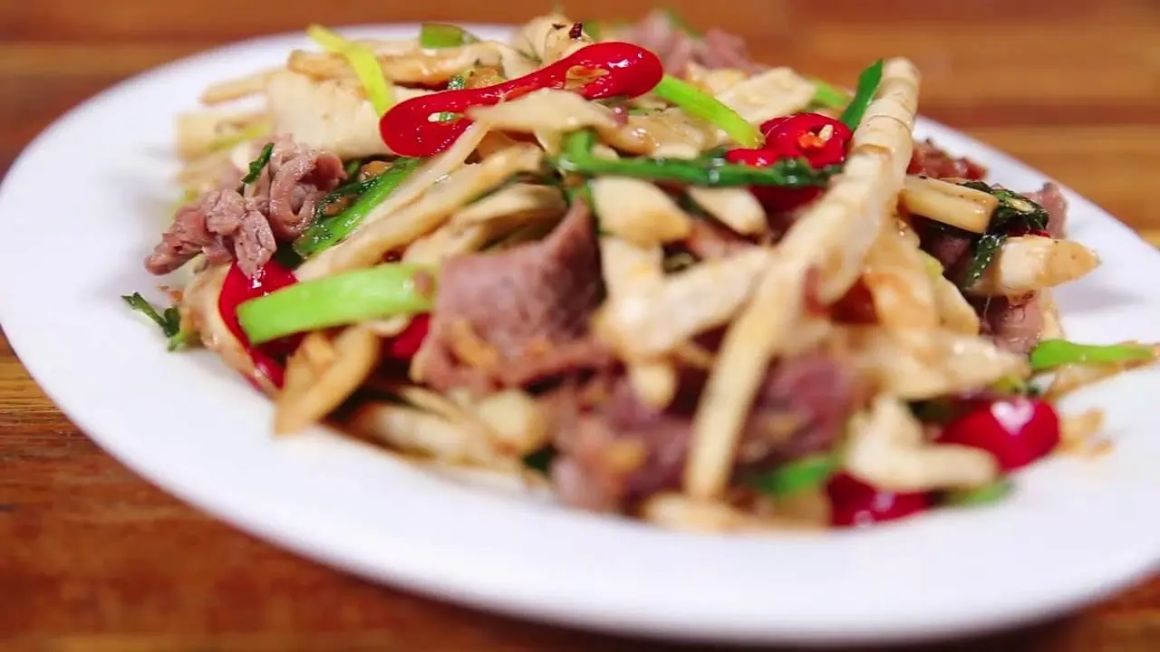 Măng chua Sapa - Món quà dân dã bình dị từ thành phố Sapa xinh đẹp 5