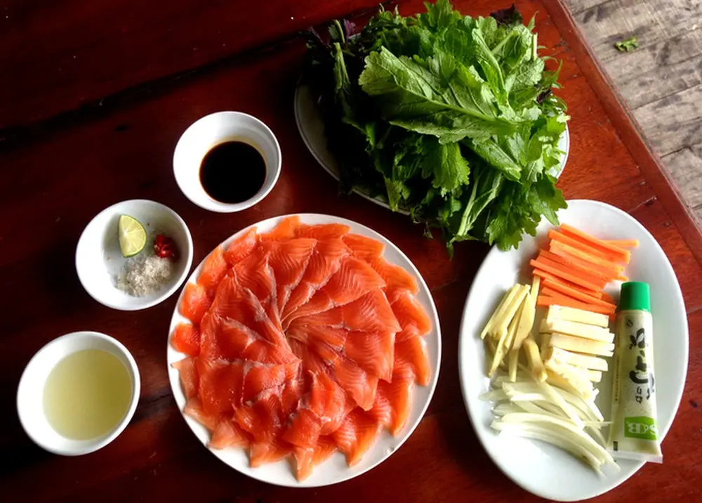 Nh&agrave; h&agrave;ng Song Nhi Sapa - Ng&acirc;y ngất với những m&oacute;n ăn từ c&aacute; hồi v&ocirc; c&ugrave;ng tươi ngon tại v&ugrave;ng T&acirc;y Bắc 7