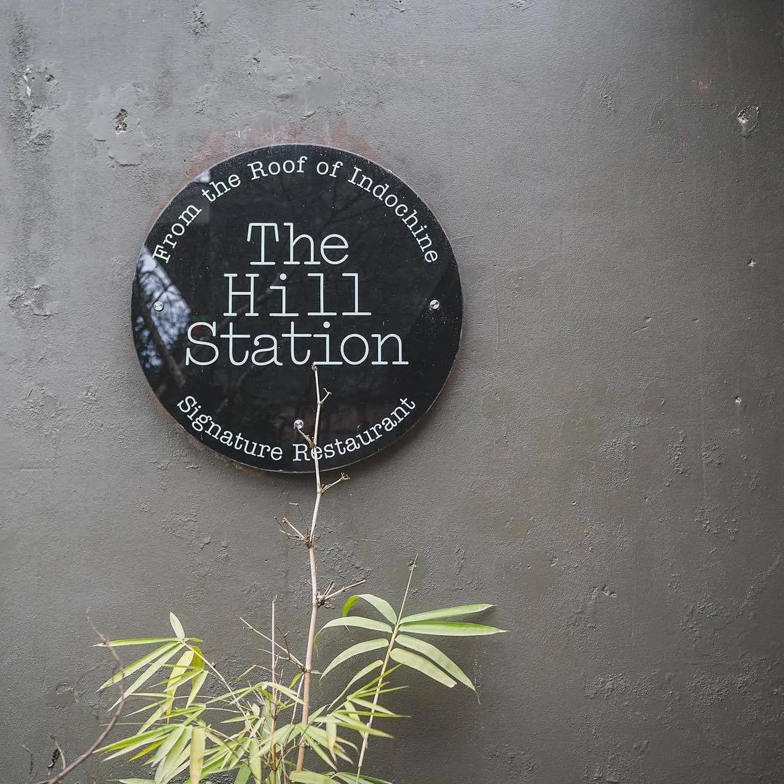 The Hill Station Signature restaurant Sapa - Nh&agrave; h&agrave;ng nổi danh v&ugrave;ng T&acirc;y Bắc nhờ m&oacute;n g&agrave; nướng si&ecirc;u hấp dẫn 3