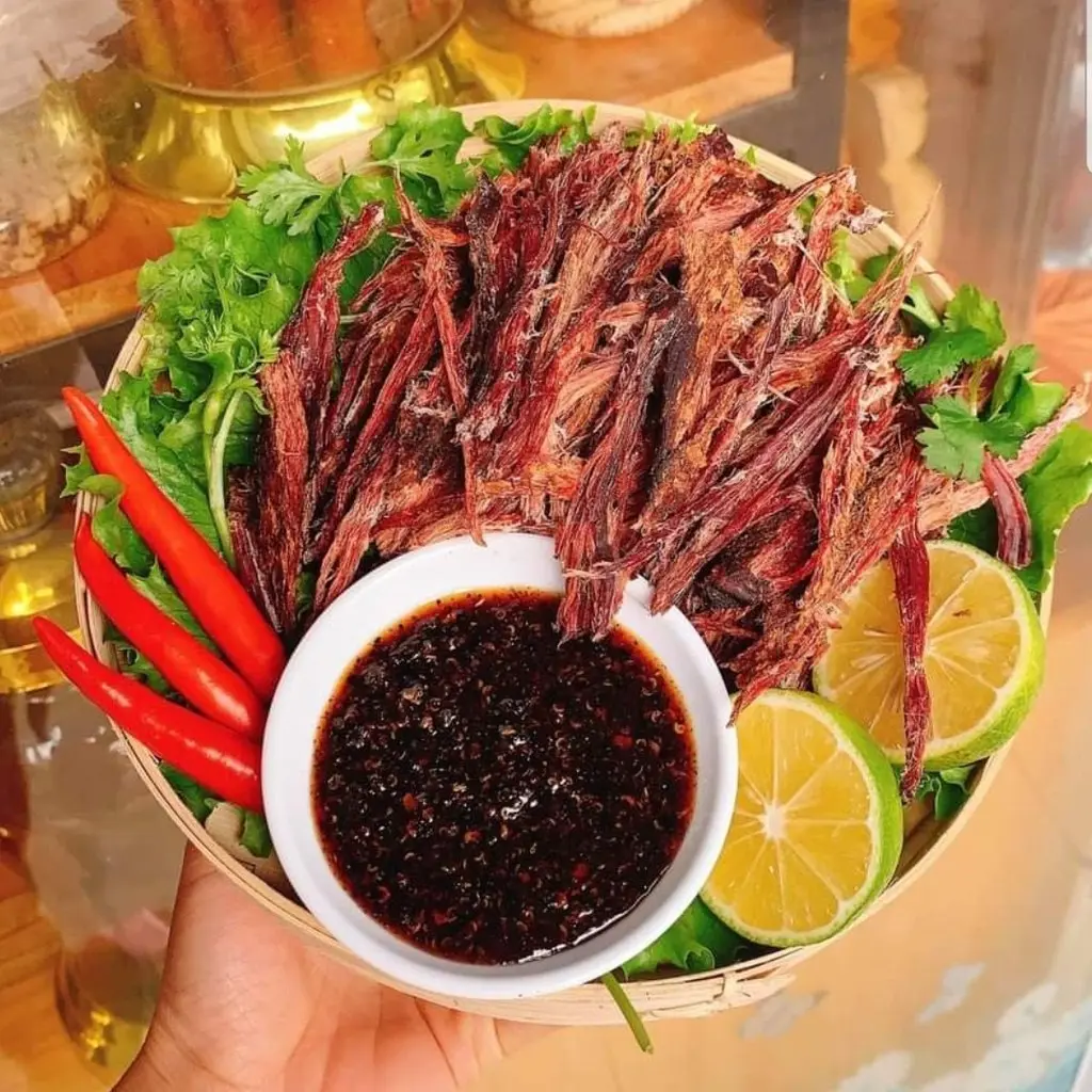 Thịt tr&acirc;u g&aacute;c bếp Sapa - M&oacute;n ăn đặc sản g&acirc;y thương nhớ từ v&ugrave;ng T&acirc;y Bắc 3