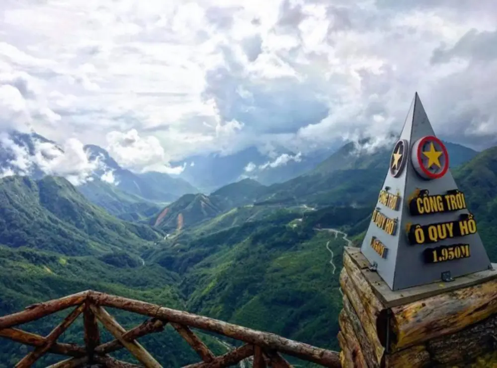 9x Đặng Thùy Linh cùng ngày nắng chói chang trên đèo Ô Quy Hồ 12
