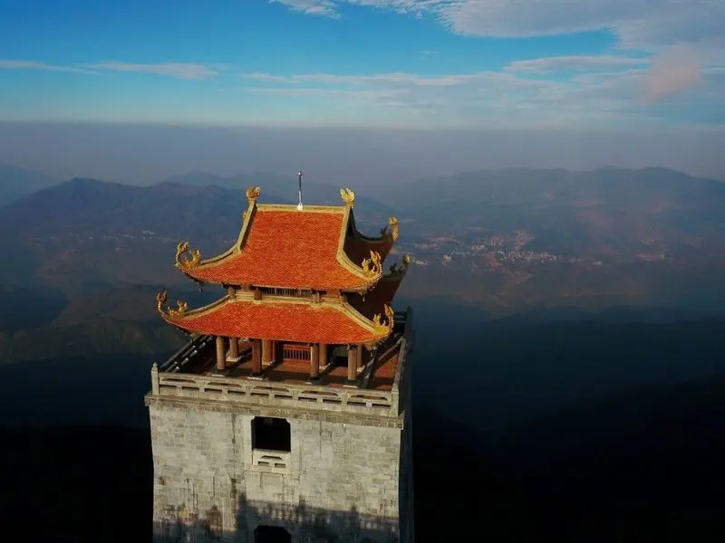 Du lịch Fansipan tự t&uacute;c - B&iacute; k&iacute;p chinh phục n&oacute;c nh&agrave; Đ&ocirc;ng Dương 14