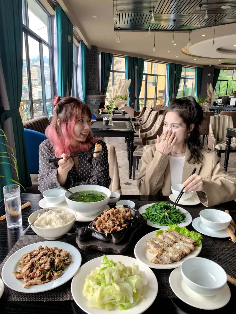 Kh&aacute;m ph&aacute; Sapa 4N3Đ c&ugrave;ng bạn th&acirc;n say qu&ecirc;n lối về 5