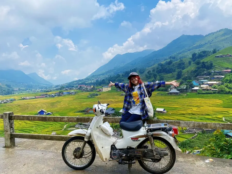 Kh&aacute;m ph&aacute; Sapa thơ mộng v&agrave; cheo leo c&ugrave;ng chiếc cub ngựa chiến 2