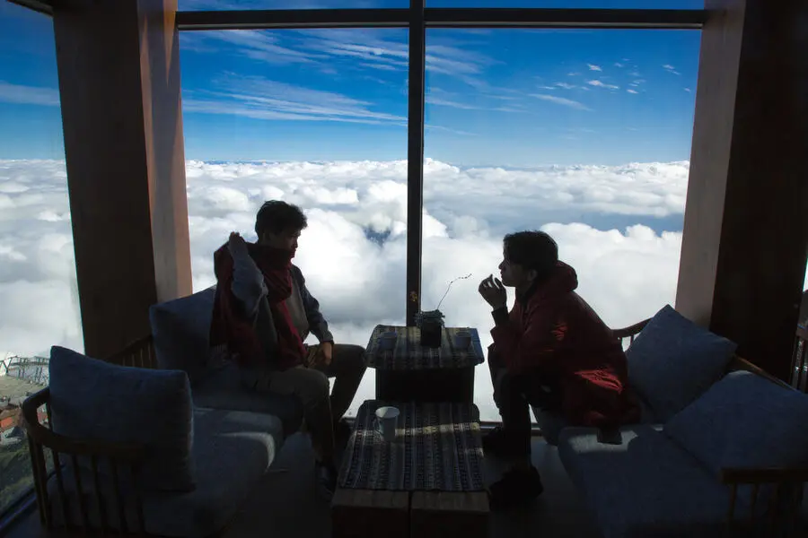 Kinh nghiệm săn m&acirc;y Sapa c&ugrave;ng ch&agrave;ng travel blogger Nguyễn Thanh Tuấn 3