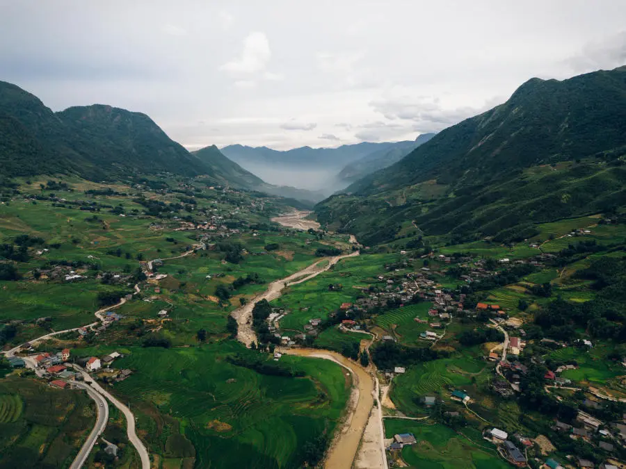 Vi vu kh&aacute;m ph&aacute; Sapa tr&aacute;nh c&aacute;i n&oacute;ng những ng&agrave;y cuối hạ 9