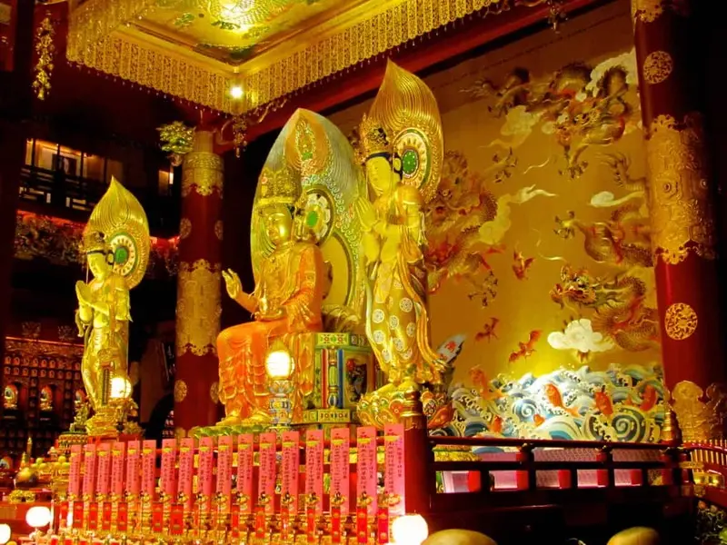 Ch&ugrave;a Răng Phật Singapore kh&ocirc;ng gian linh thi&ecirc;ng giữa l&ograve;ng Chinatown 7