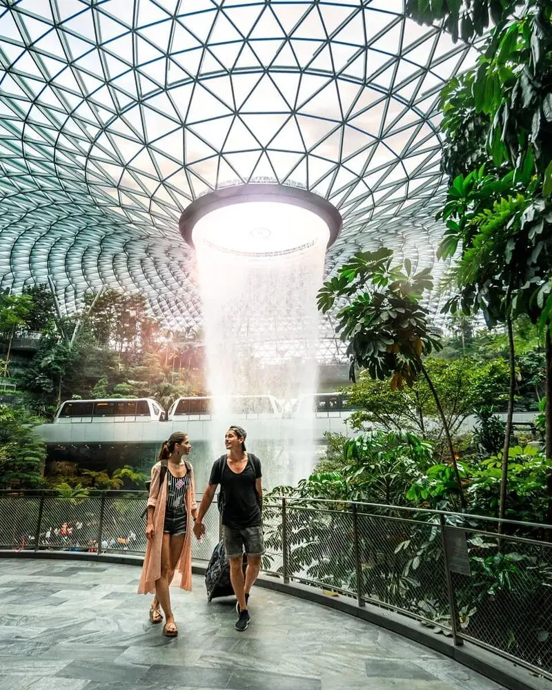 Jewel Changi kiệt t&aacute;c kiến tr&uacute;c h&agrave;i h&ograve;a với thi&ecirc;n nhi&ecirc;n tại Singapore 3