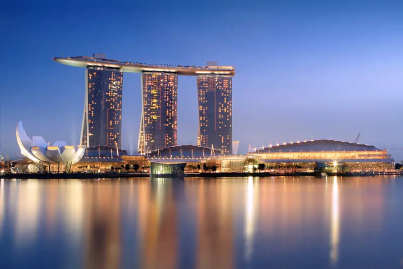 Marina Bay Sands SkyPark: Kỳ quan rực rỡ tr&ecirc;n đỉnh Singapore 2