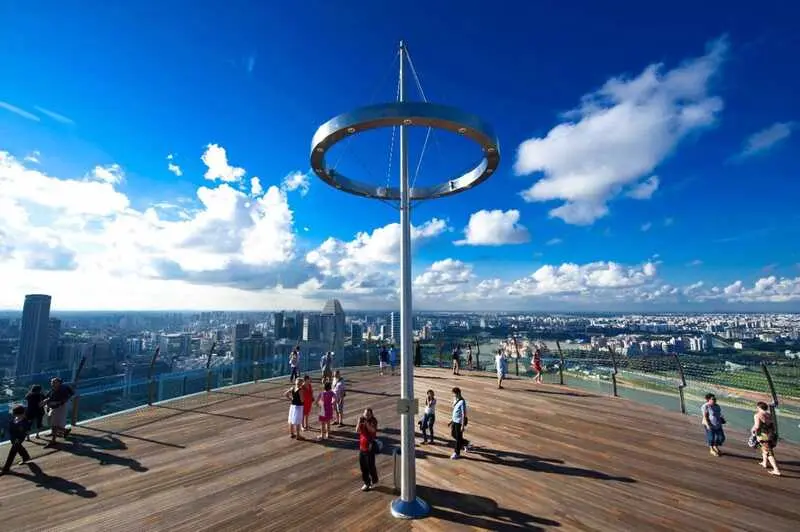 Marina Bay Sands SkyPark: Kỳ quan rực rỡ tr&ecirc;n đỉnh Singapore 4
