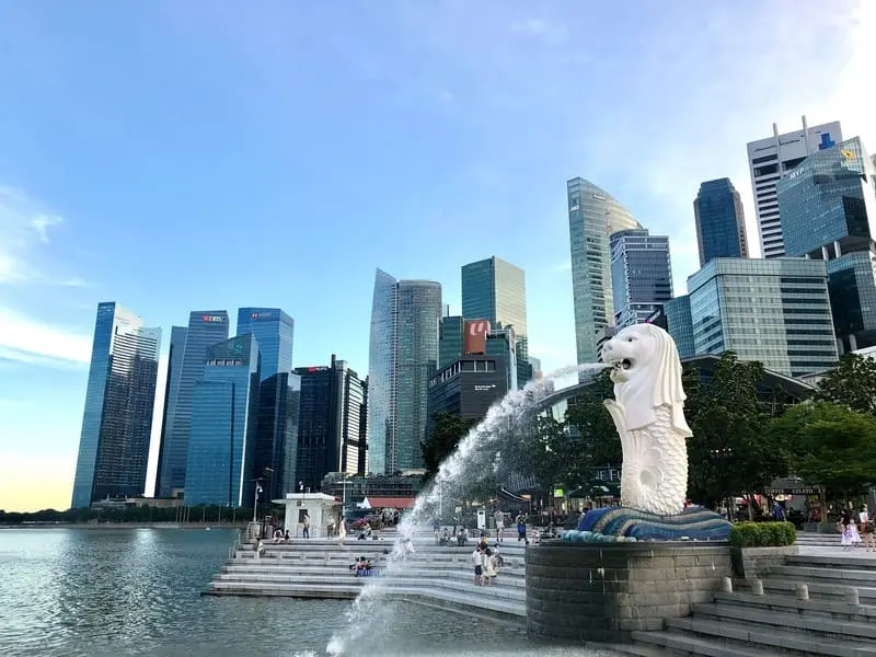 Merlion Park, c&ocirc;ng tr&igrave;nh biểu tượng cho thời kỳ thịnh vượng tại Singapore 8