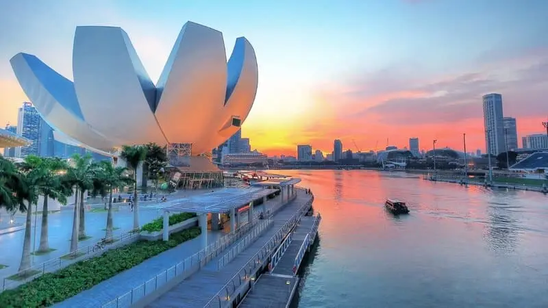 Thưởng l&atilde;m Artscience Museum, kh&ocirc;ng gian nghệ thuật nổi tiếng tại Singapore 2