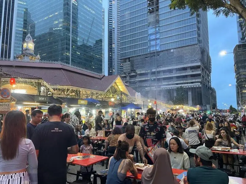 Lau Pa Sat: Cửa gõ thiên đường ẩm thực tại trung tâm Singapore 6