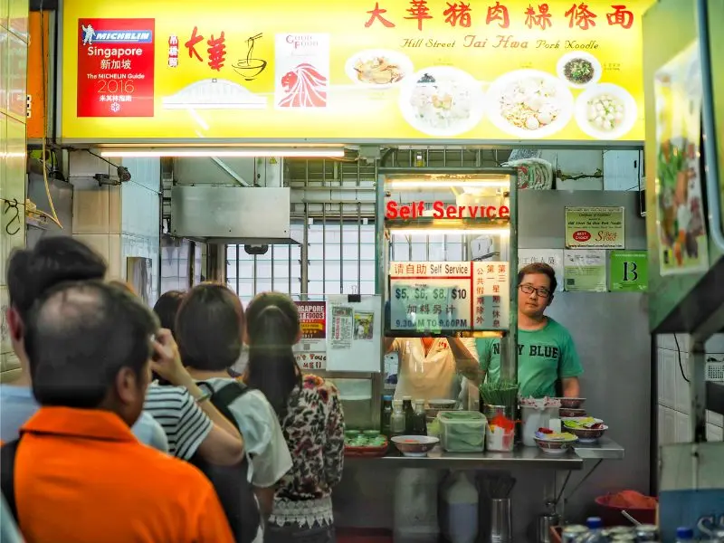 Top 10 nh&agrave; h&agrave;ng Singapore chắc chắn kh&ocirc;ng l&agrave;m bạn thất vọng 10