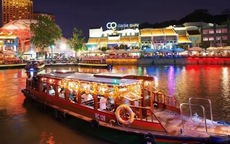 Trải nghiệm Clarke Quay tại Singapore: Những hoạt động th&uacute; vị kh&ocirc;ng n&ecirc;n bỏ qua 4