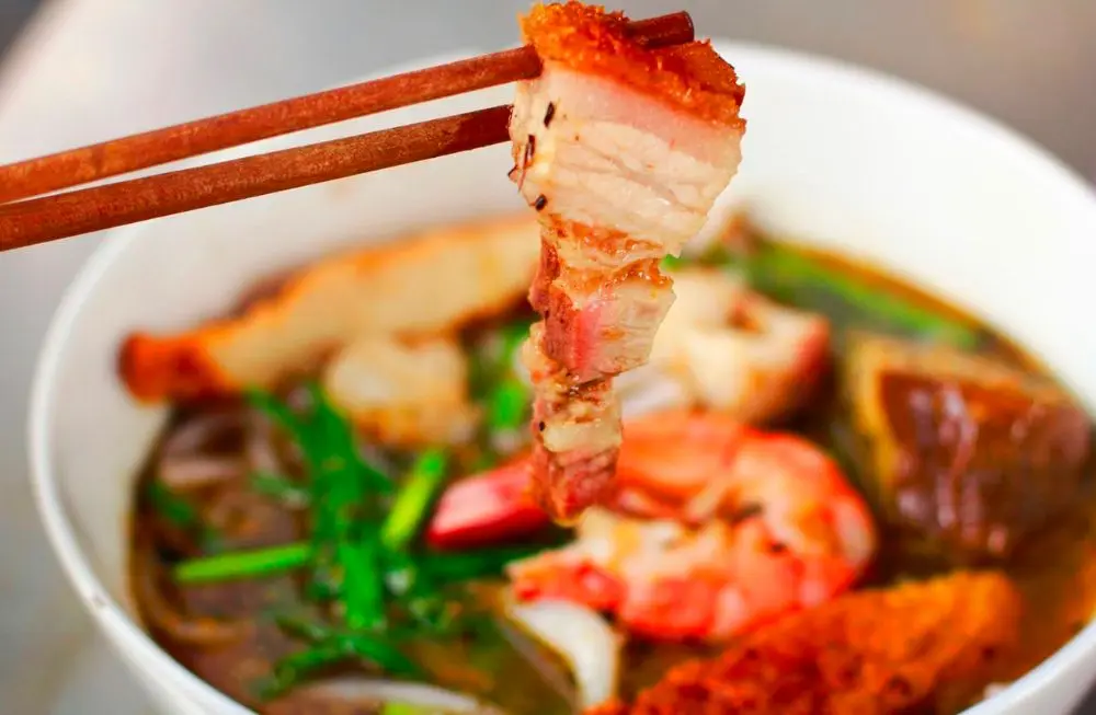 Bún nước lèo Sóc Trăng đậm đà hương vị ẩm thực Tây Nam Bộ