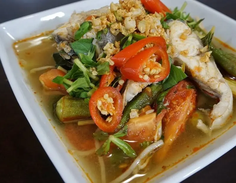 Canh chua cá bông lau Cù Lao Dung, món ăn dân dã miền sông nước