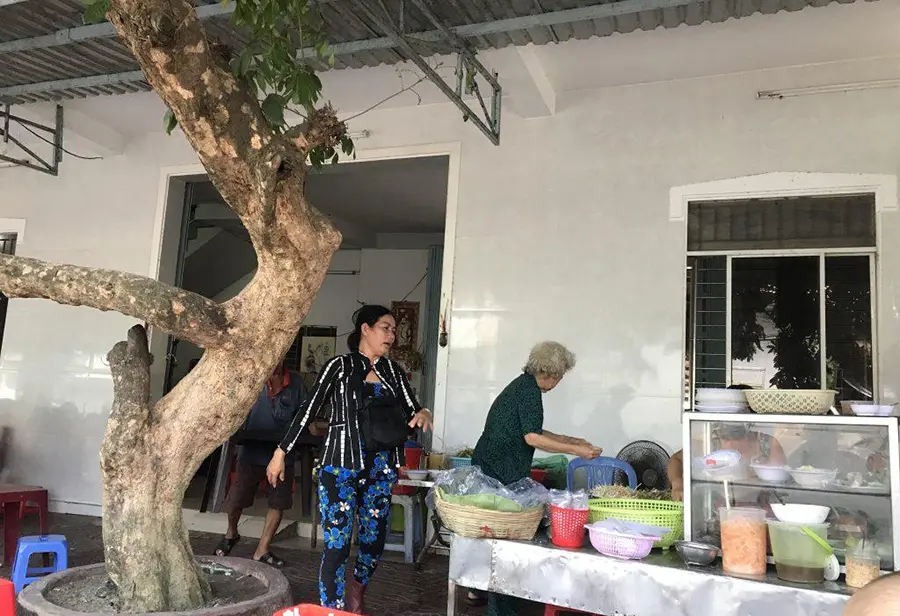 8 qu&aacute;n ăn vặt S&oacute;c Trăng được giới trẻ săn đ&oacute;n bậc nhất 4