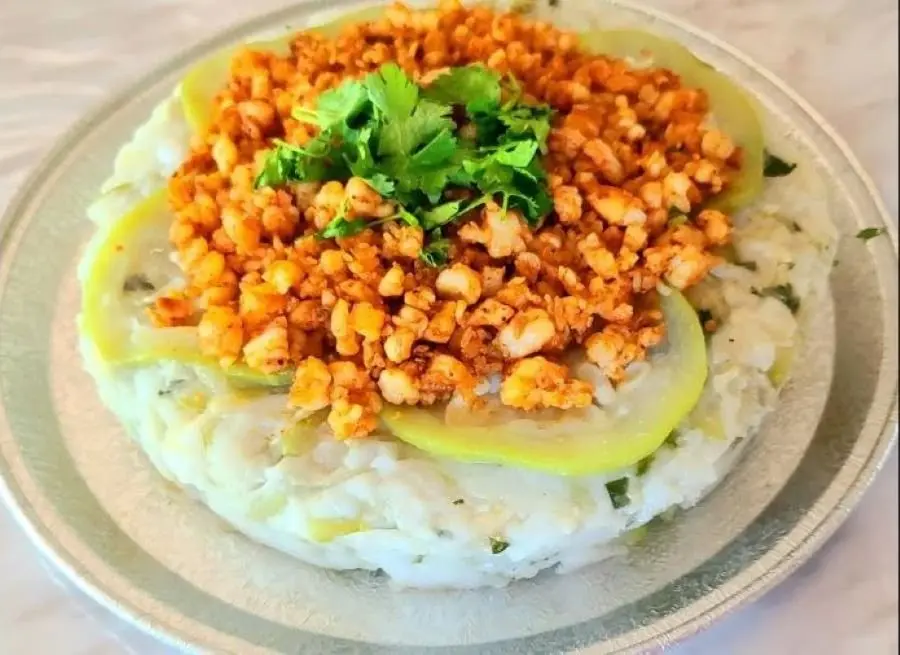 B&aacute;nh Bầu S&oacute;c Trăng, đặc sản trứ danh thơm ngon ai cũng biết 5