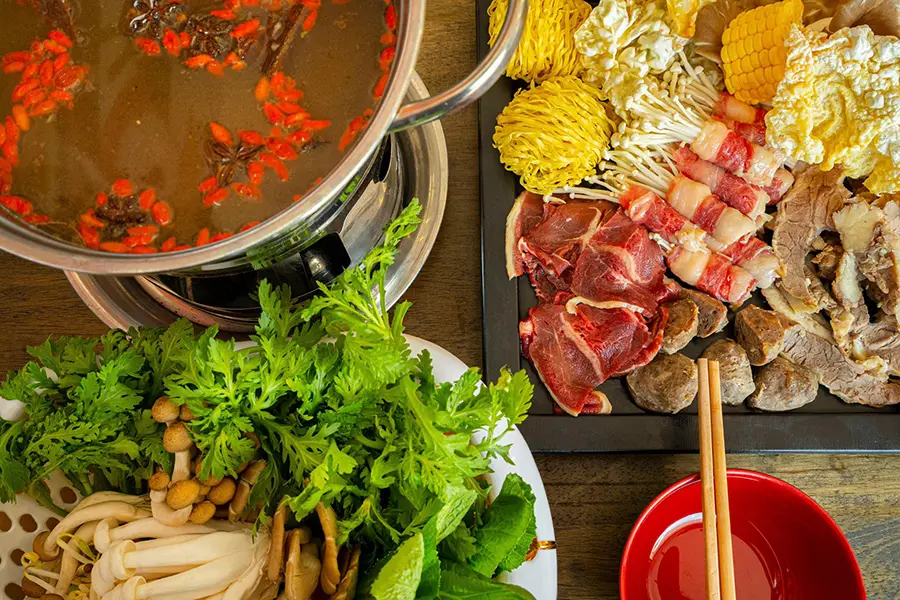 Bật m&iacute; top qu&aacute;n lẩu S&oacute;c Trăng thơm ngon trứ danh cho t&iacute;n đồ ẩm thực 4