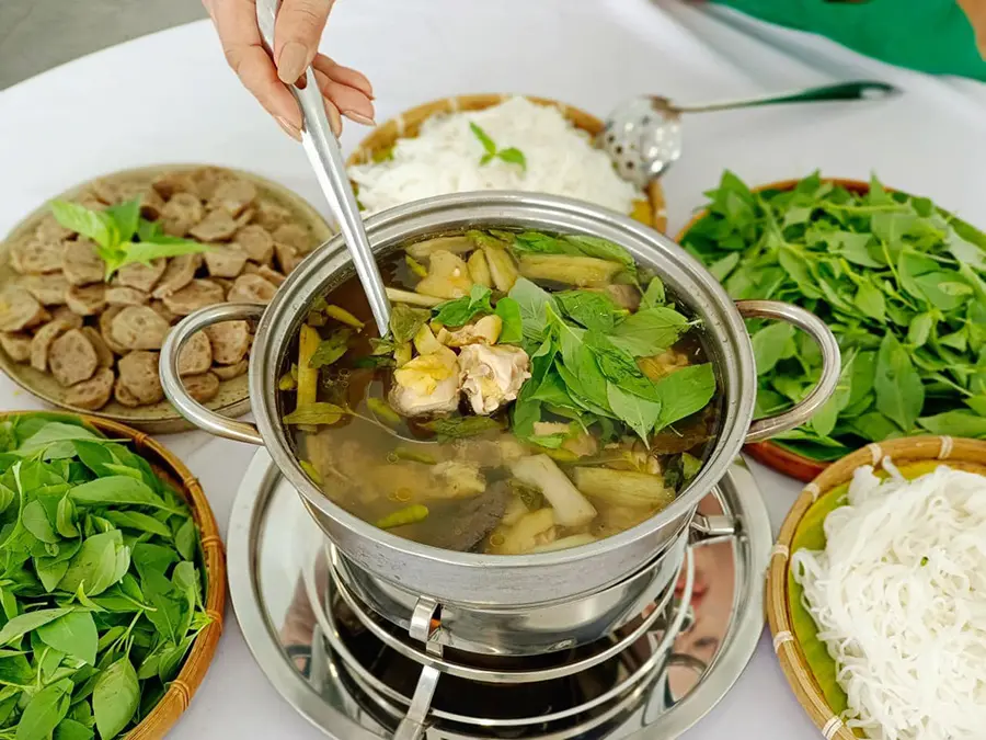 Bật m&iacute; top qu&aacute;n lẩu S&oacute;c Trăng thơm ngon trứ danh cho t&iacute;n đồ ẩm thực 3