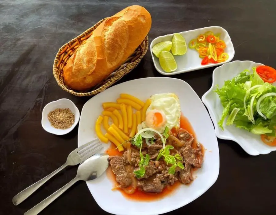 Hương vị Hủ Tiếu Nam Vang Ngọc Trinh đậm đ&agrave;, thơm ngon 6