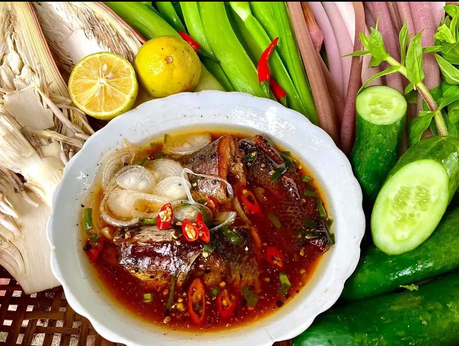 Hương vị Mắm c&aacute; l&oacute;c kho dừa S&oacute;c Trăng đậm đ&agrave;, kh&oacute; qu&ecirc;n 7